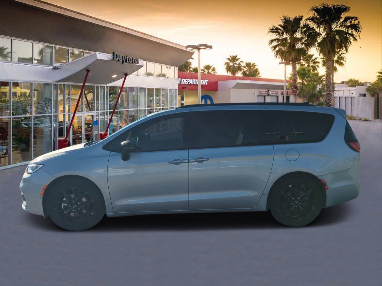 New 2026 Silver Mist Clearcoat Chrysler Limited image 6