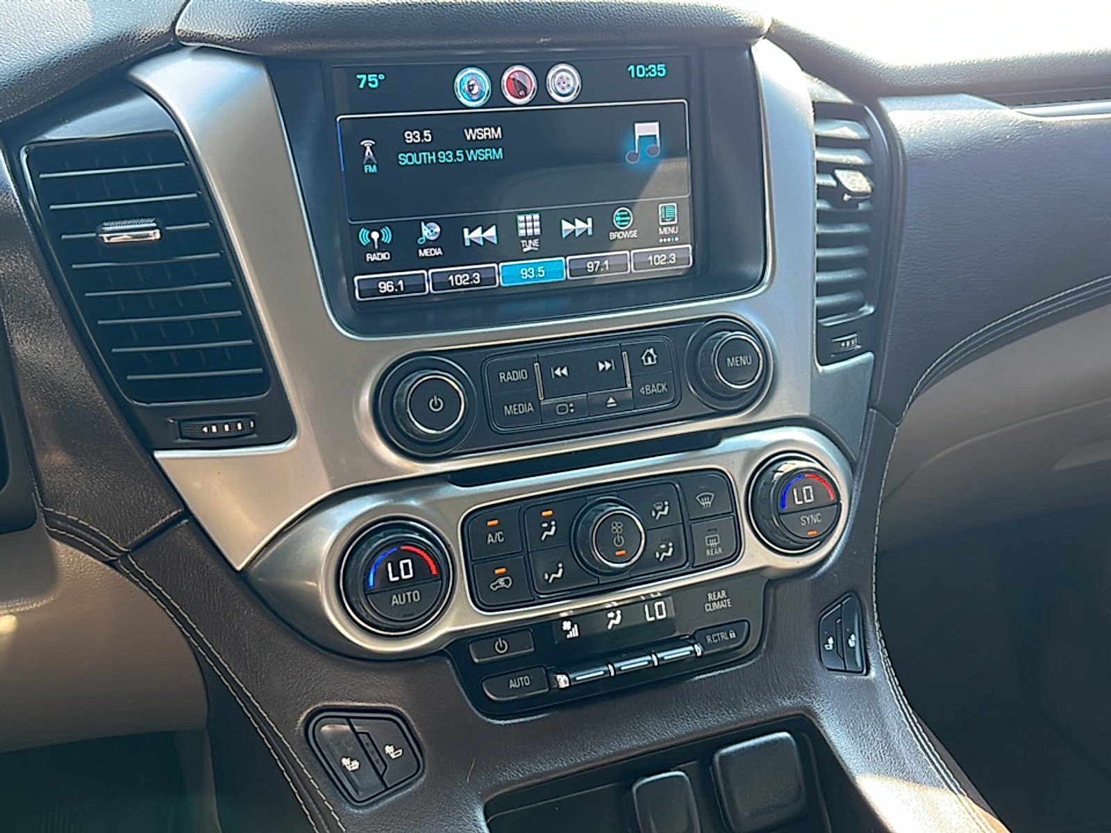 Used 2016 Summit White Chevrolet LT image 10