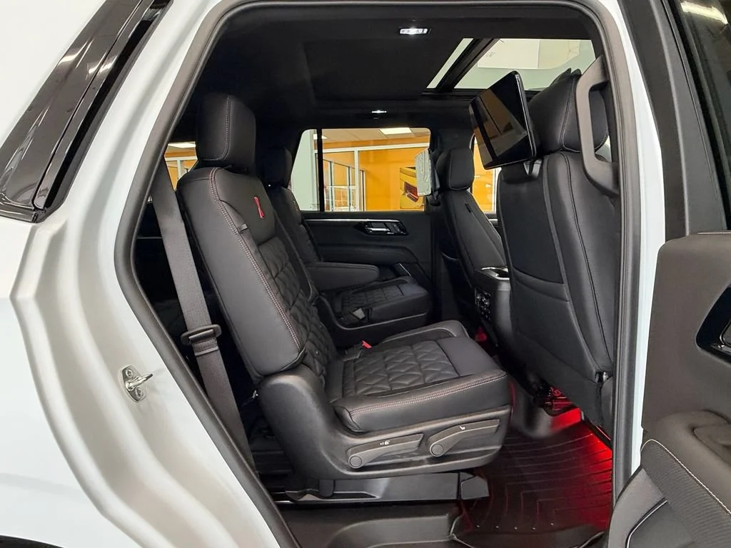 2026 Chevrolet Tahoe Premier - Photo 16