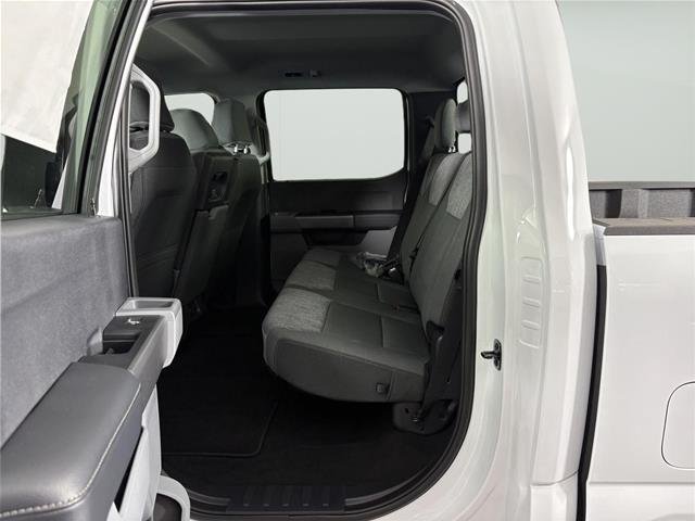 New 2026 Oxford White Ford F-350® XLT image 15