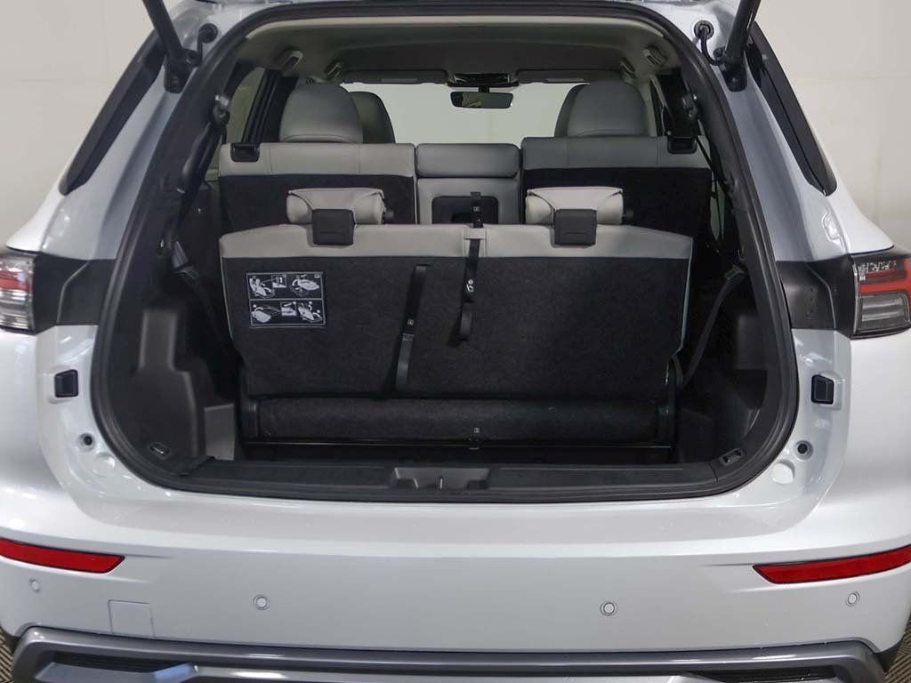 New 2026 White Mitsubishi SE 1.5T S-AWC image 21