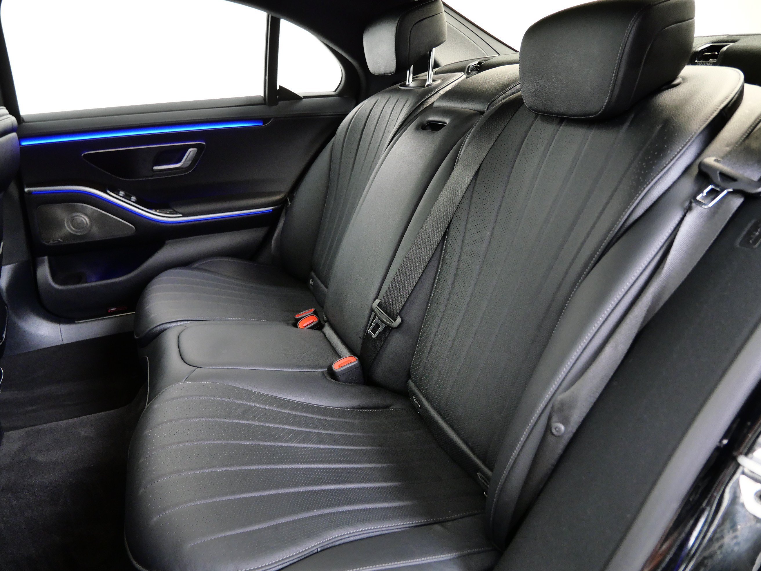 Certified Used 2023 Black Mercedes-Benz S 500 image 17