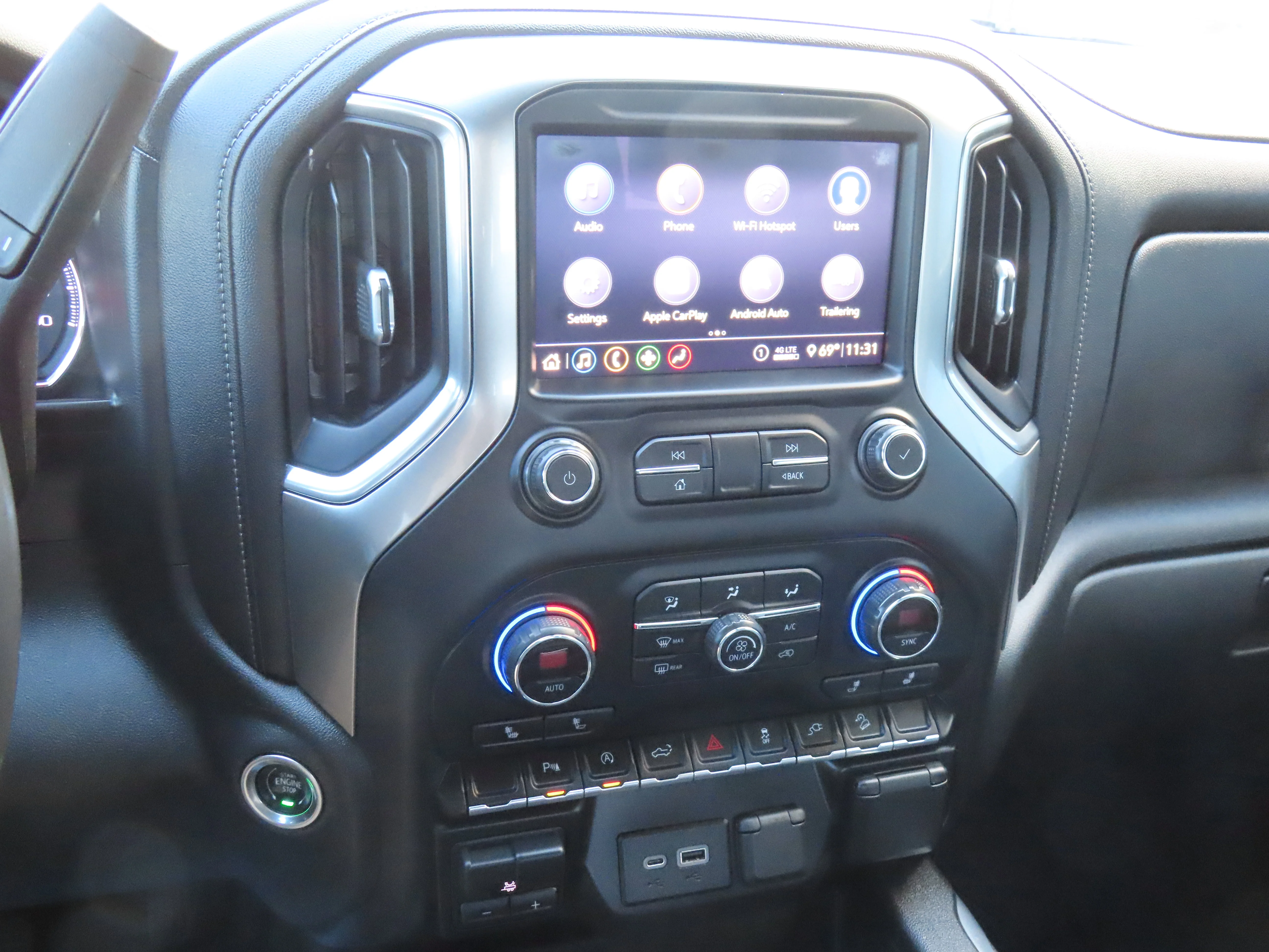 2020 Chevrolet Silverado 1500 LT Trail Boss - Photo 18