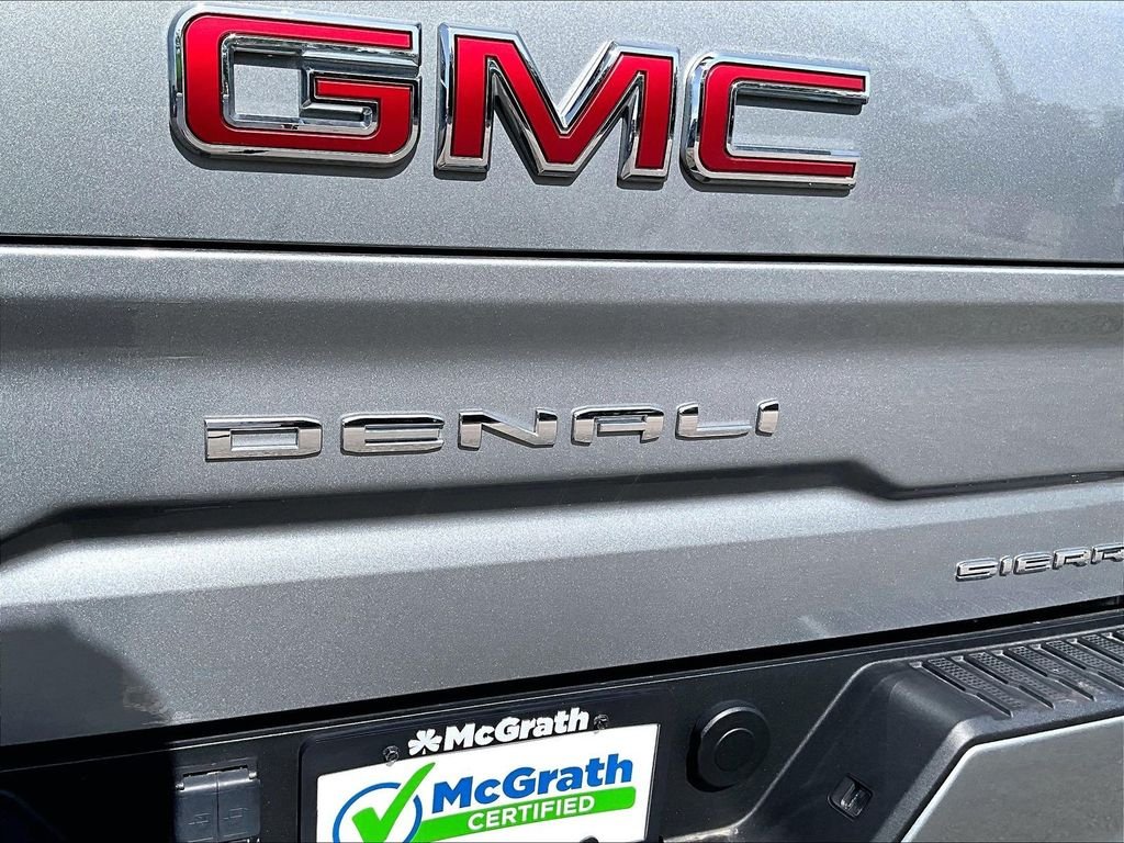 Used 2024 Silver GMC Denali image 27