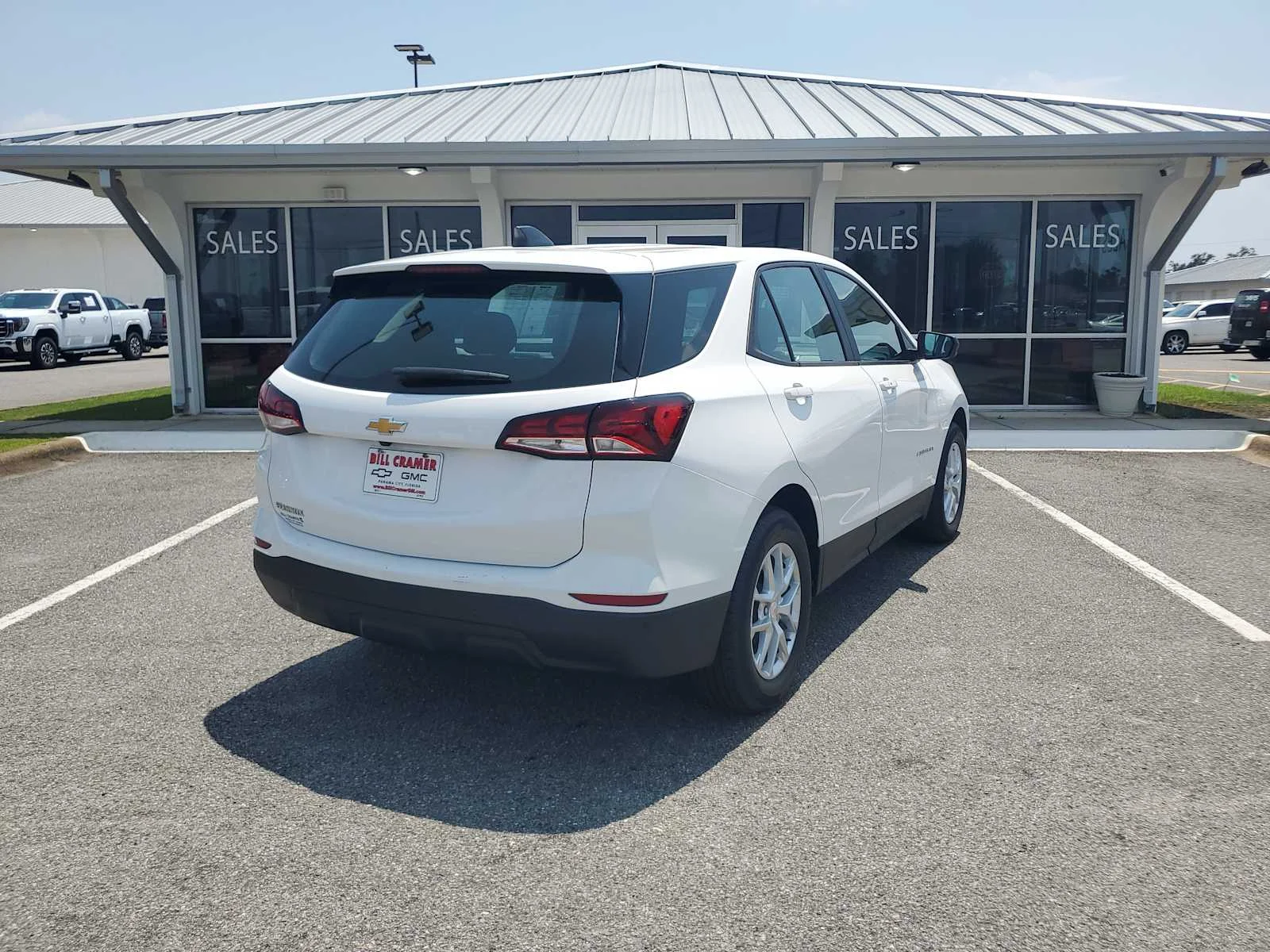 Used 2024 Summit White Chevrolet LS image 7
