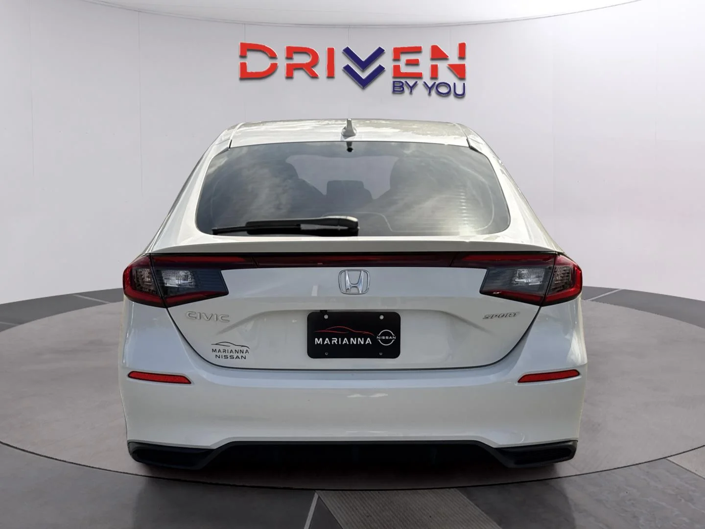 Used 2024 Platinum White Pearl Honda Sport image 4