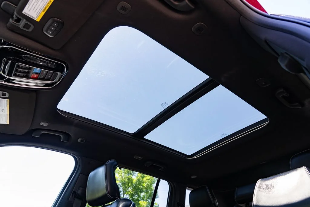 Used 2023 Red Jeep Overland 4xe image 22
