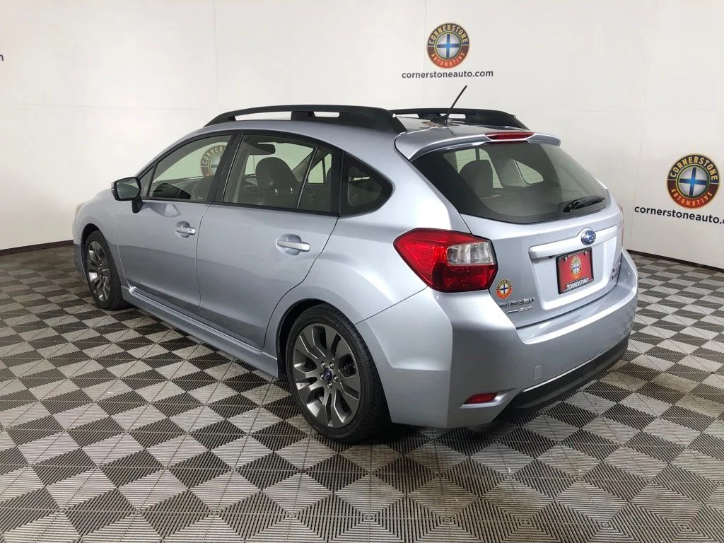Used 2015 Silver Subaru 2.0i Sport Limited image 24