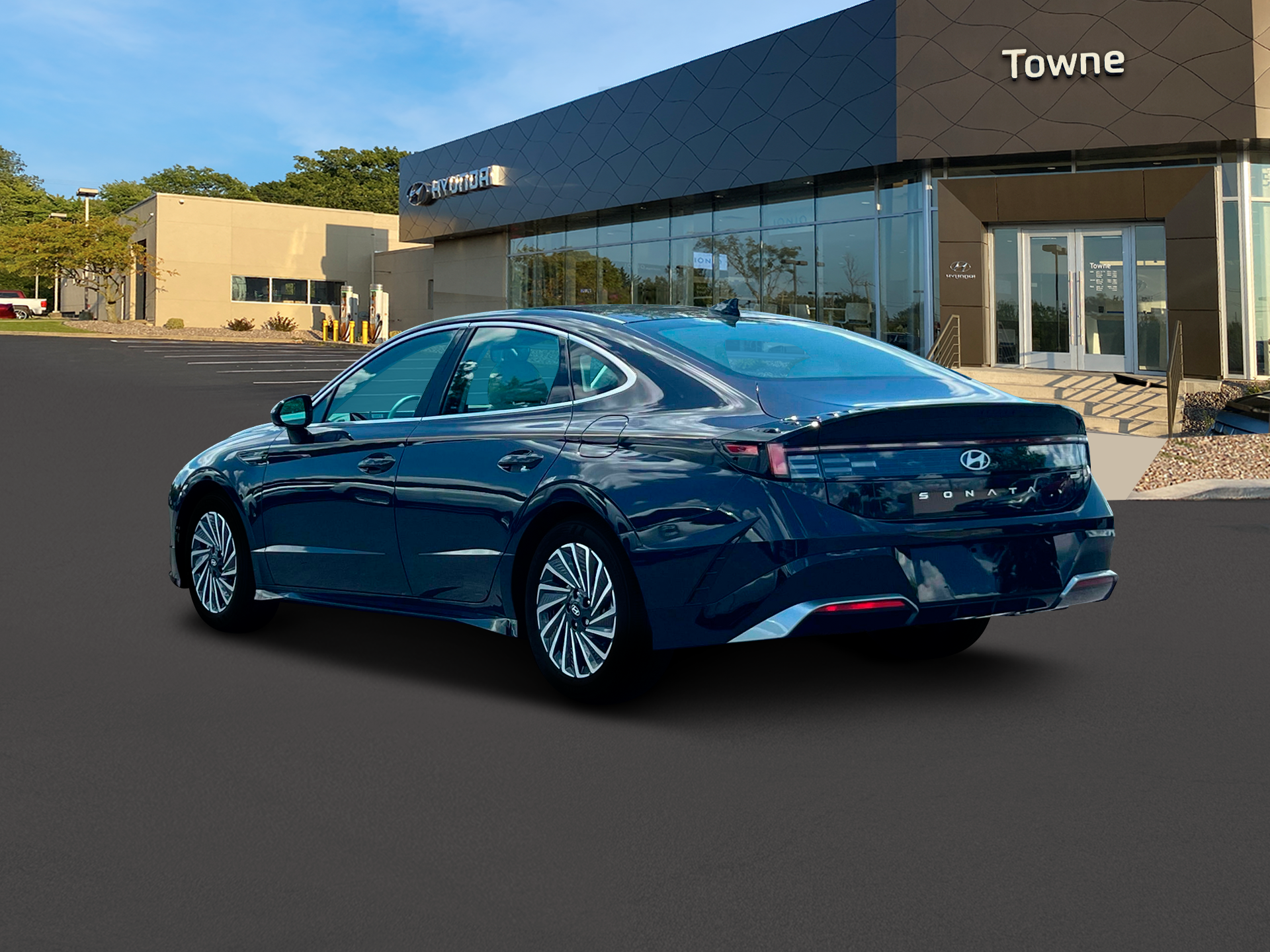 2025 Hyundai Sonata Hybrid SEL - Photo 5