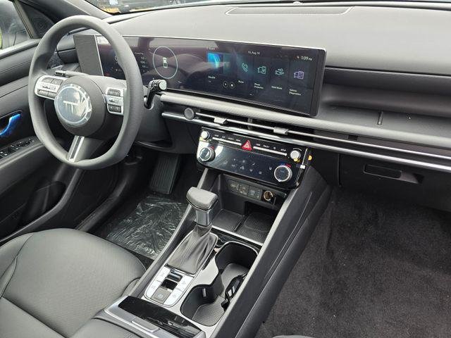 New 2026 White Hyundai SEL Activity AWD image 10