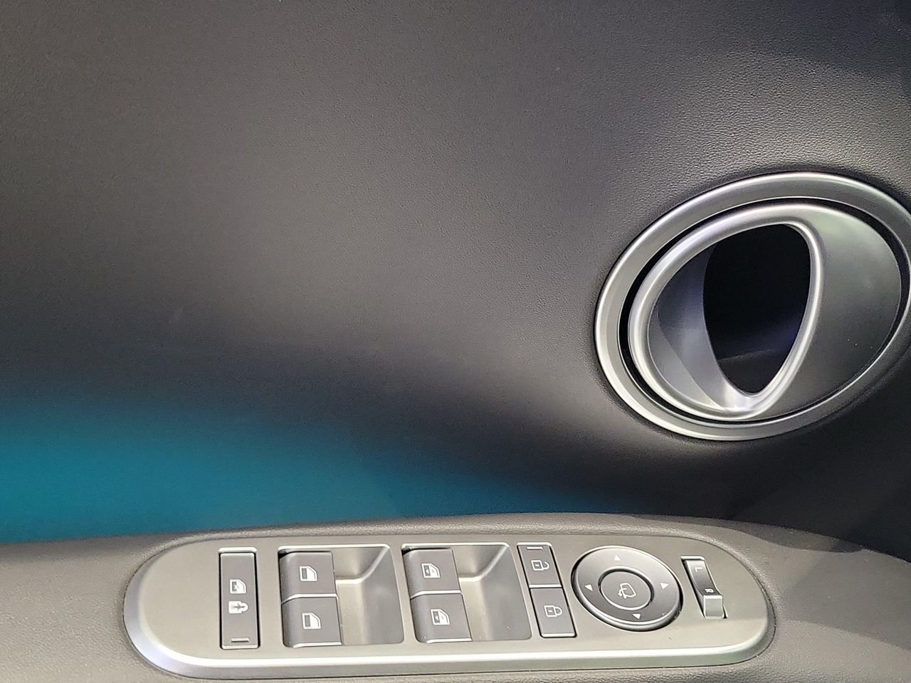 New 2026 Creamy White Pearl Hyundai Limited AWD image 5