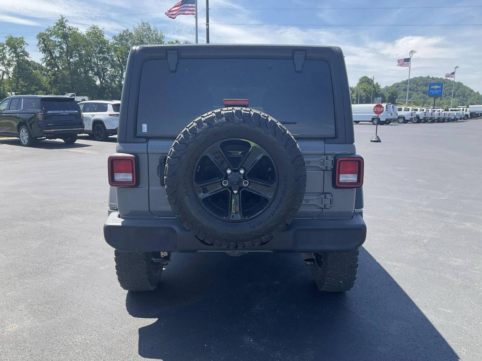 Used 2021 Sting-Gray Clearcoat Jeep Unlimited Sport Altitude image 7