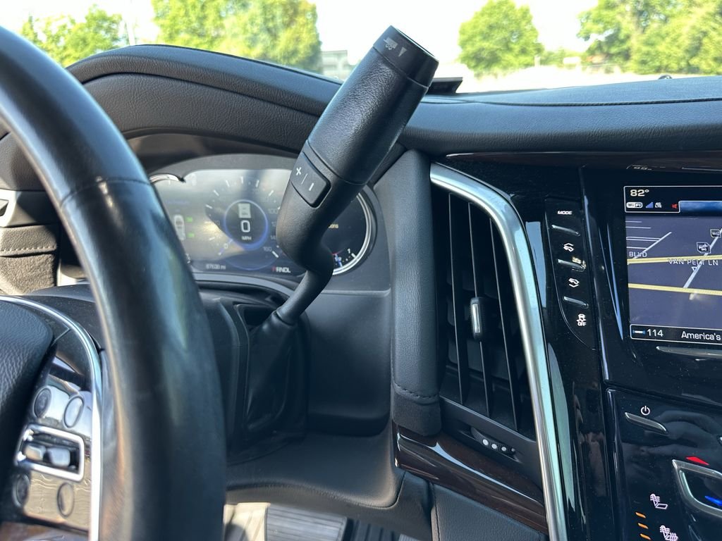 Used 2020 Silver Cadillac Luxury image 35