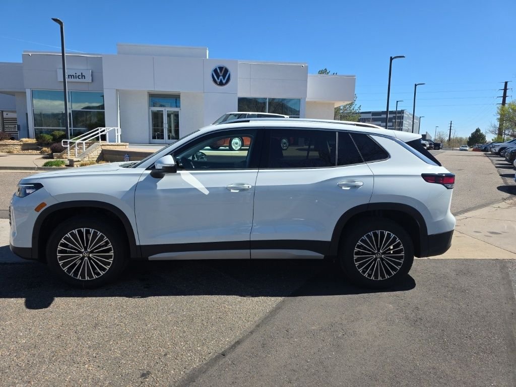 New 2026 Pure White Volkswagen 2.0T S image 2