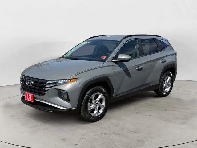Used 2024 Gray Hyundai SEL image 1