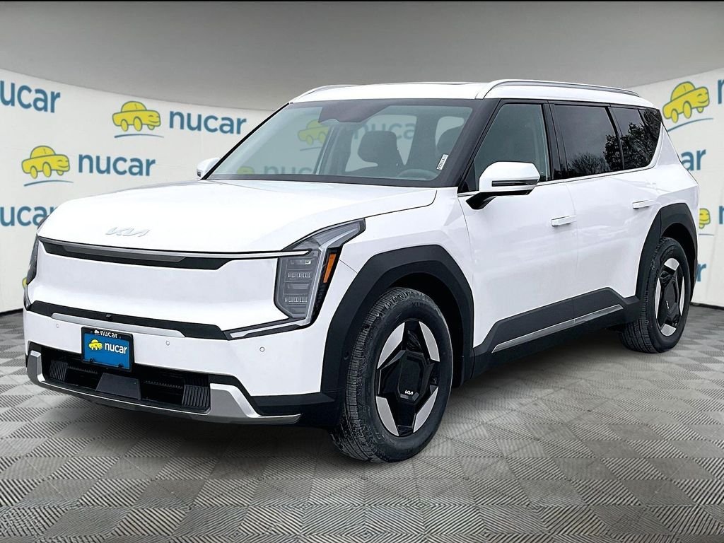 New 2026 Glacial White Pearl Kia Wind image 4