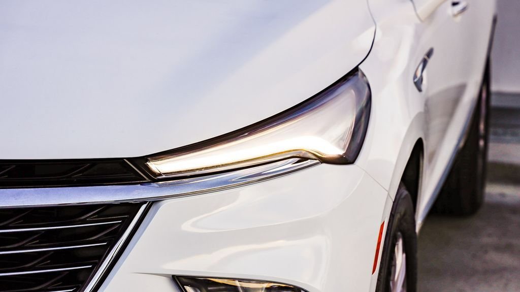 Used 2024 Summit White Buick Premium Group image 5