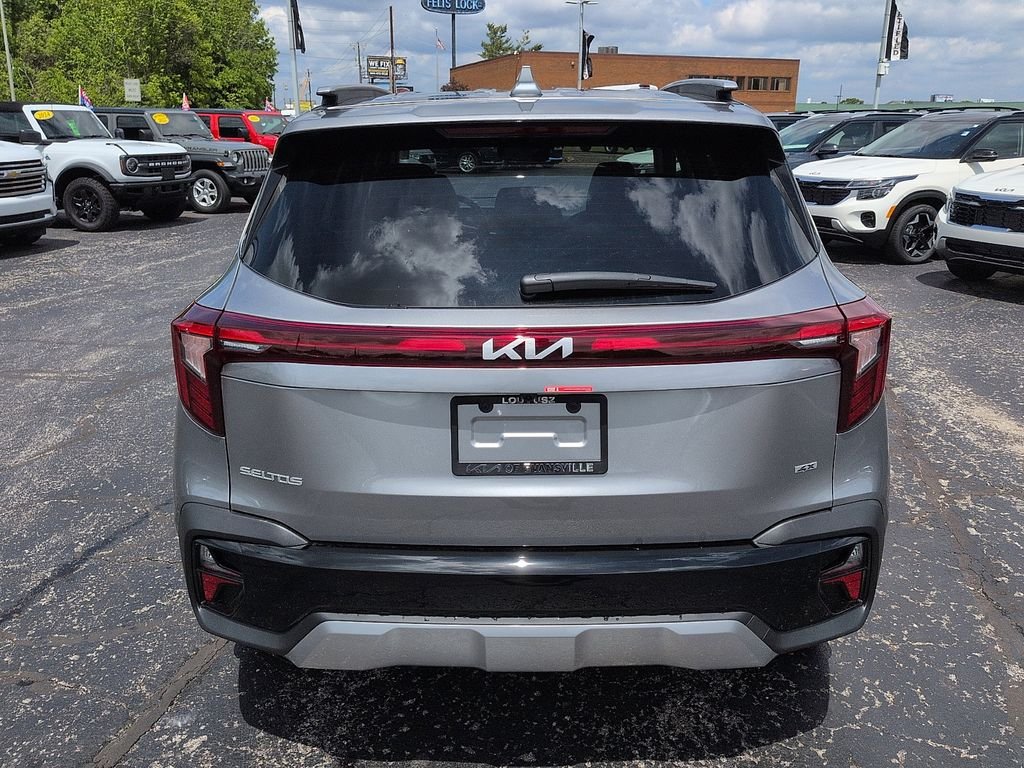 New 2026 Steel Gray Kia S image 6