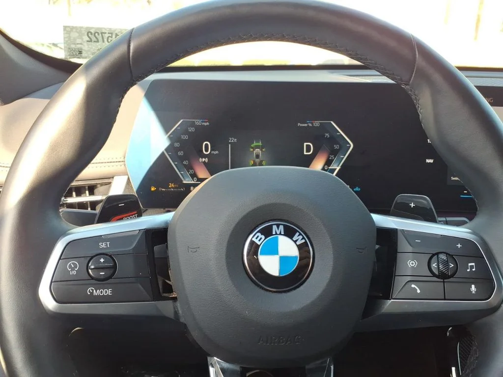 Used 2026 Silver BMW xDrive28i image 18
