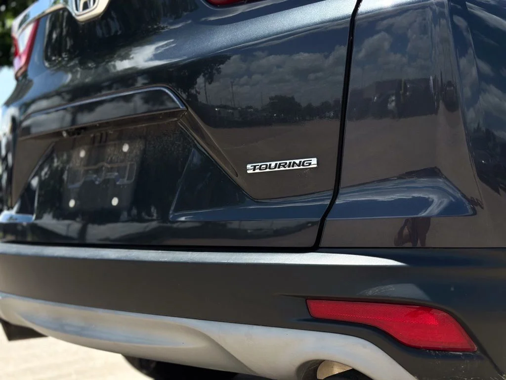 Used 2018 Black Honda Touring image 7