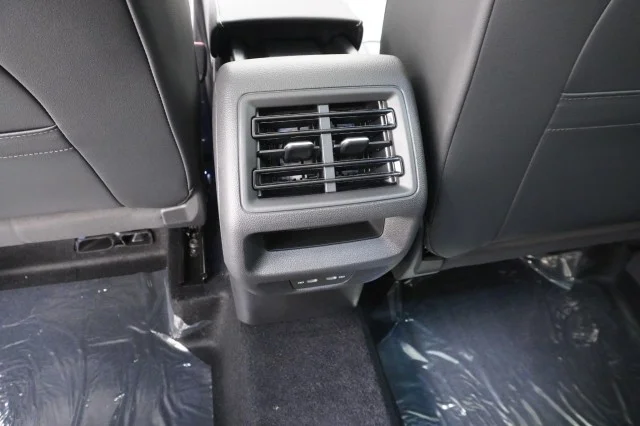 New 2026 Deep Black Pearl Volkswagen SE image 20
