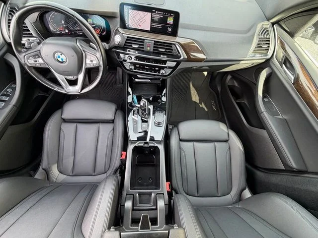 Used 2021 Silver BMW xDrive30i image 18