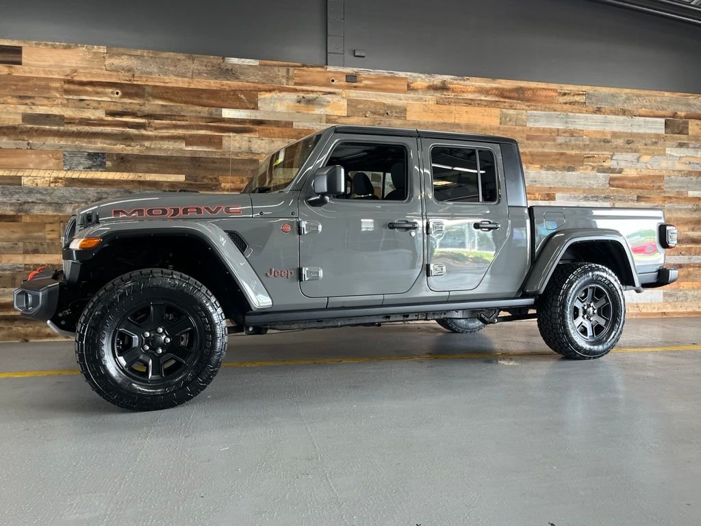 Used 2022 Gray Clearcoat Jeep Mojave image 19