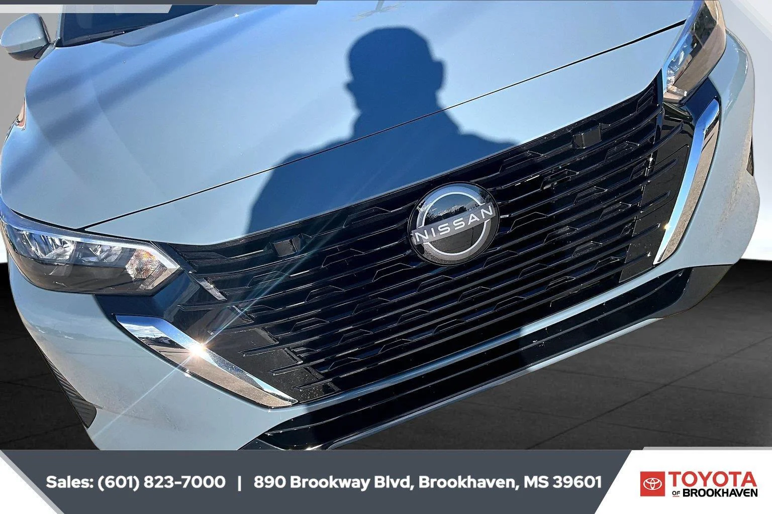 Used 2025 Atlantic Gray Metallic Nissan SV image 21