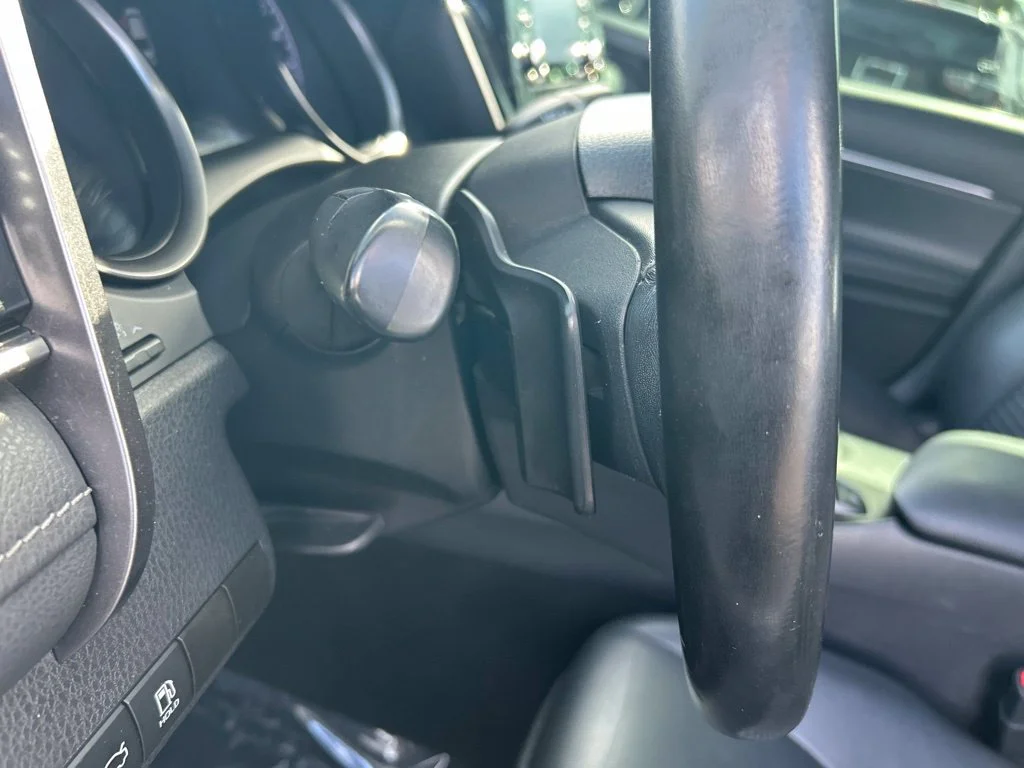 Used 2021 White Toyota SE Nightshade image 32