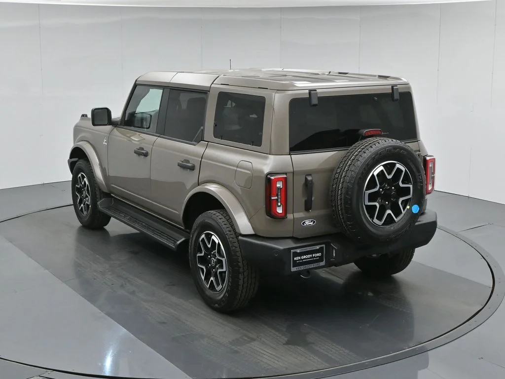 New 2026 Marsh Gray Ford Outer Banks image 38