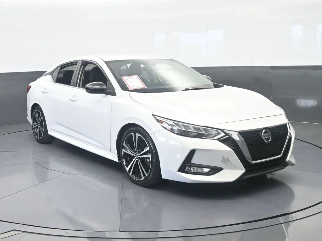 Used 2020 Aspen White Tricoat Nissan SR image 9