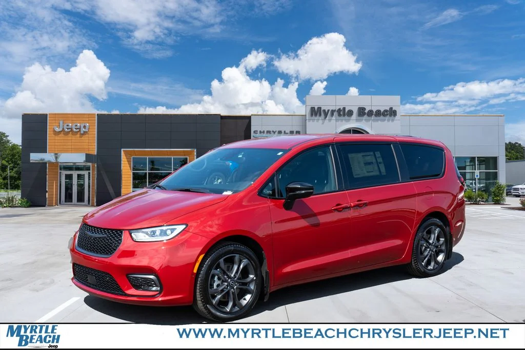 2026 Chrysler Pacifica Select
