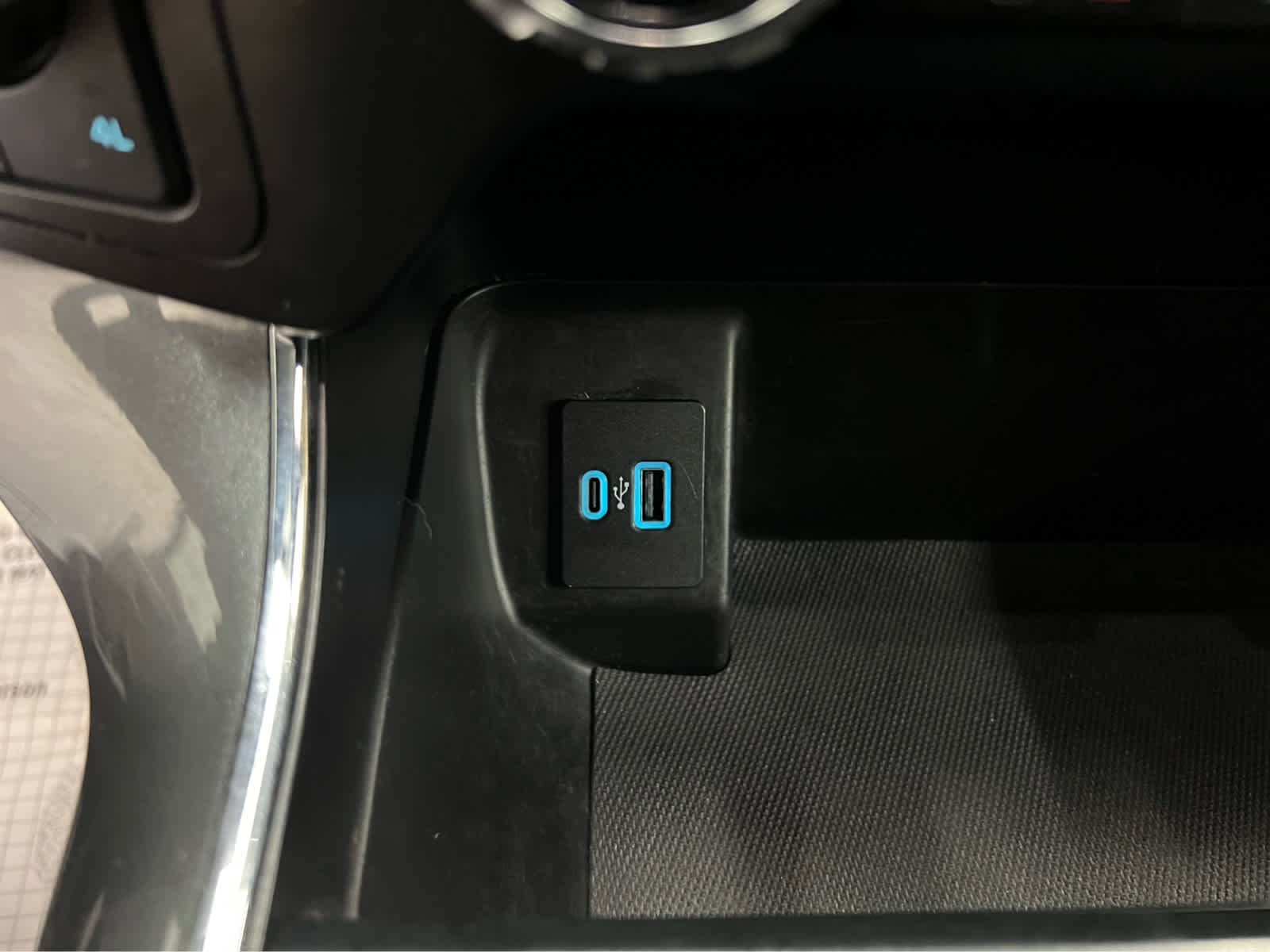 Used 2023 Carbonized Gray Ford XLT image 25
