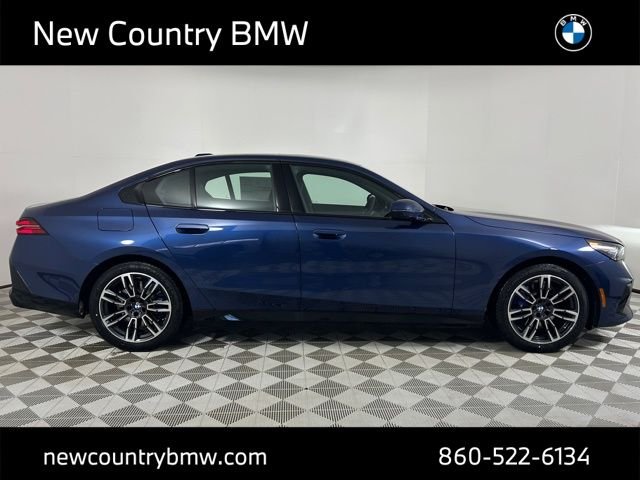 2026 BMW 5 Series 530i - Photo 8
