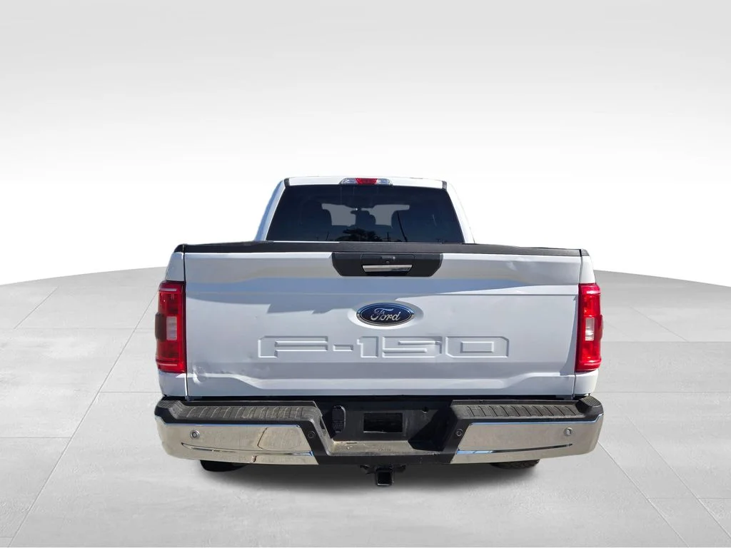 Used 2021 White Ford  image 3