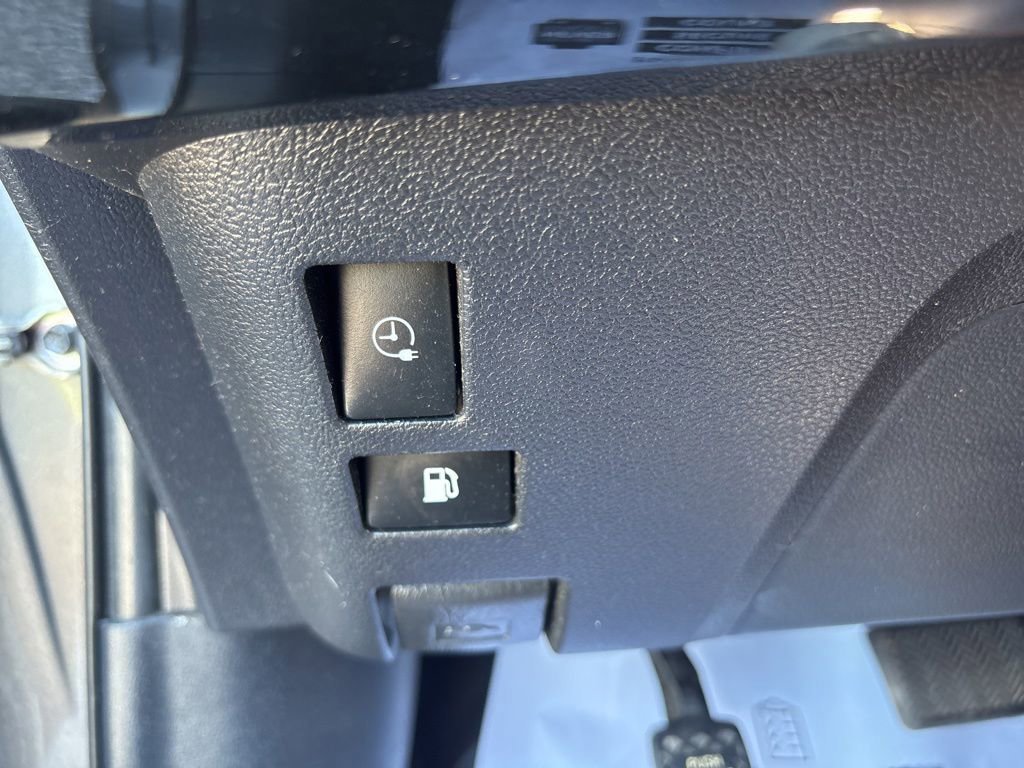 Used 2017 Magnetic Gray Metallic Toyota Advanced image 16