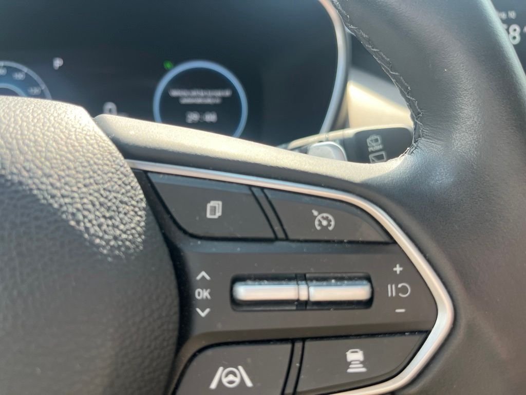 Used 2023 White Hyundai Blue image 16