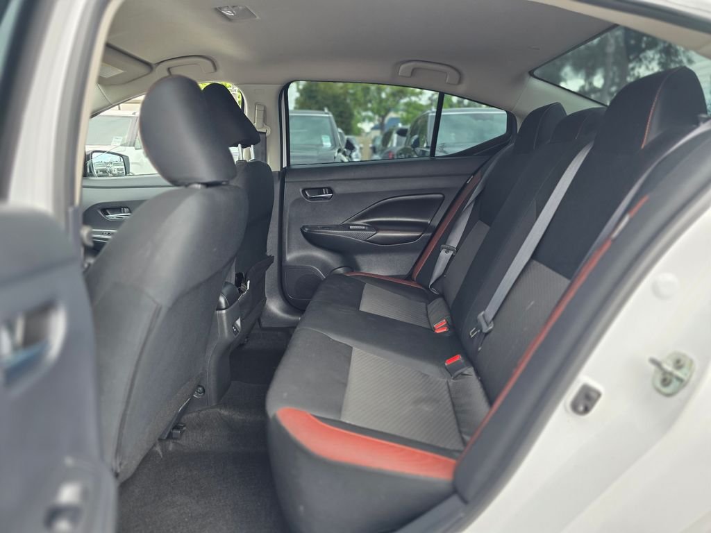 2025 Nissan Versa Sedan SR - Photo 15