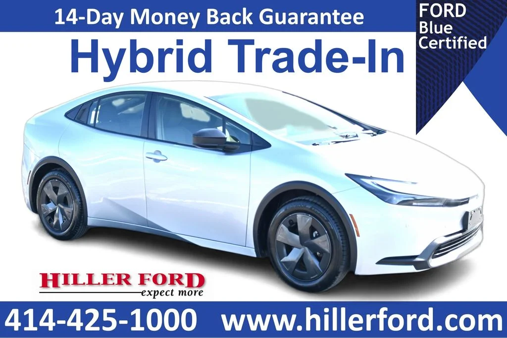 2024 Toyota Prius LE FWD's photo