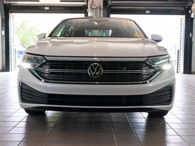 3VW7M7BU6PM054676