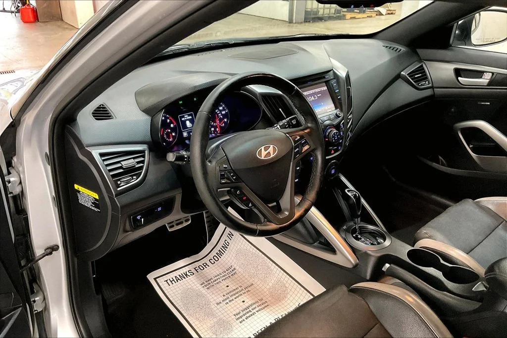 Used 2016 Silver Hyundai Turbo image 14