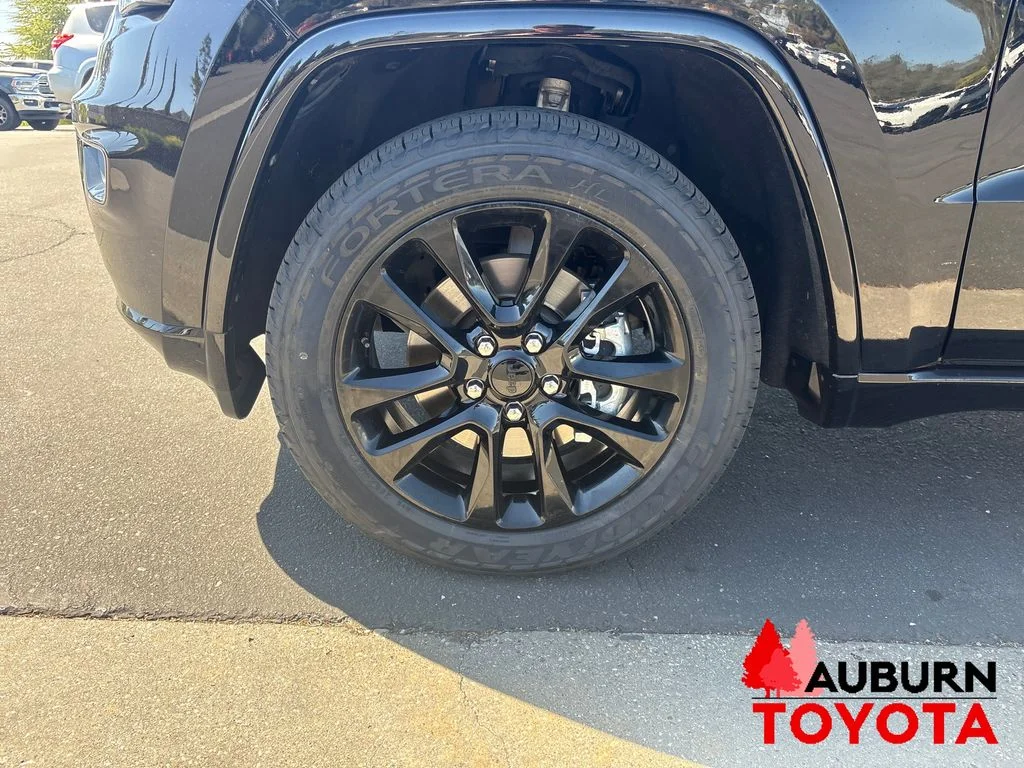Used 2021 Black Jeep Laredo X image 22