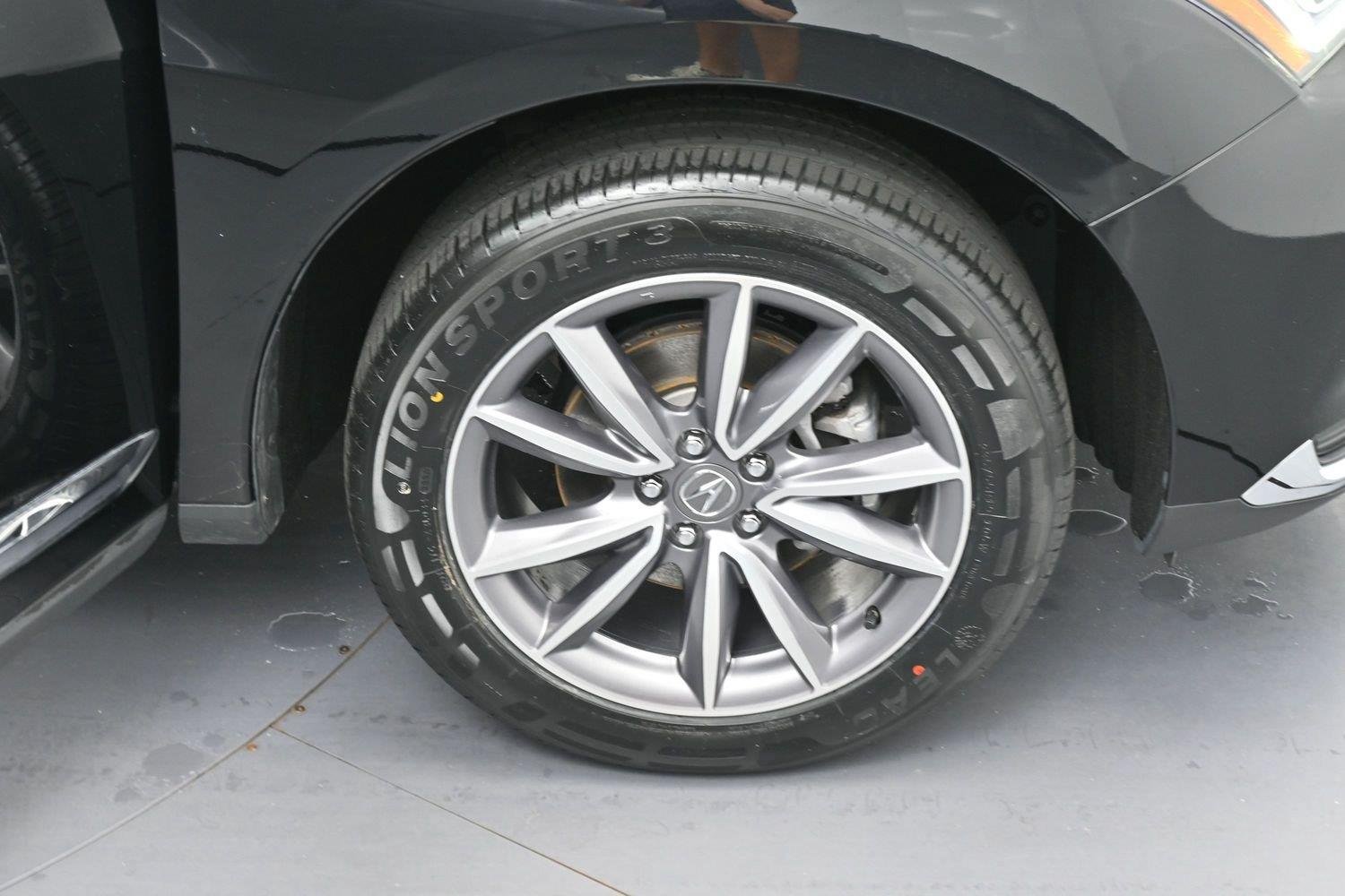 Used 2023 Majestic Black Pearl Acura SH-AWD w/Tech image 33