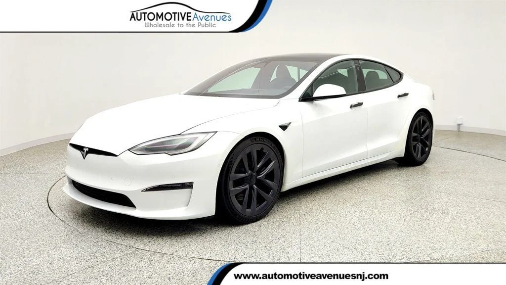 2021 Tesla Model S Plaid's photo