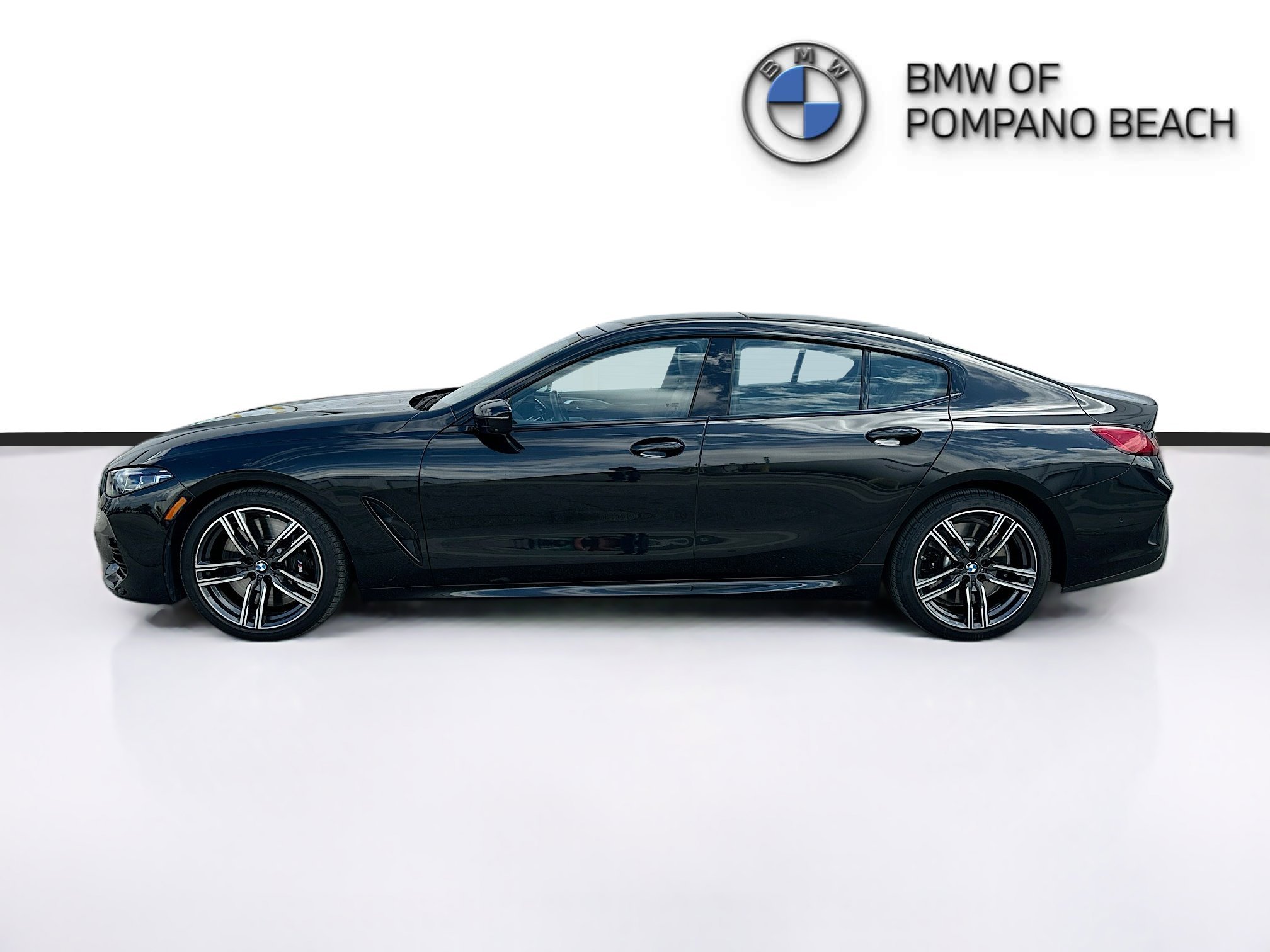 Used 2023 Black Sapphire Metallic BMW 840i image 4