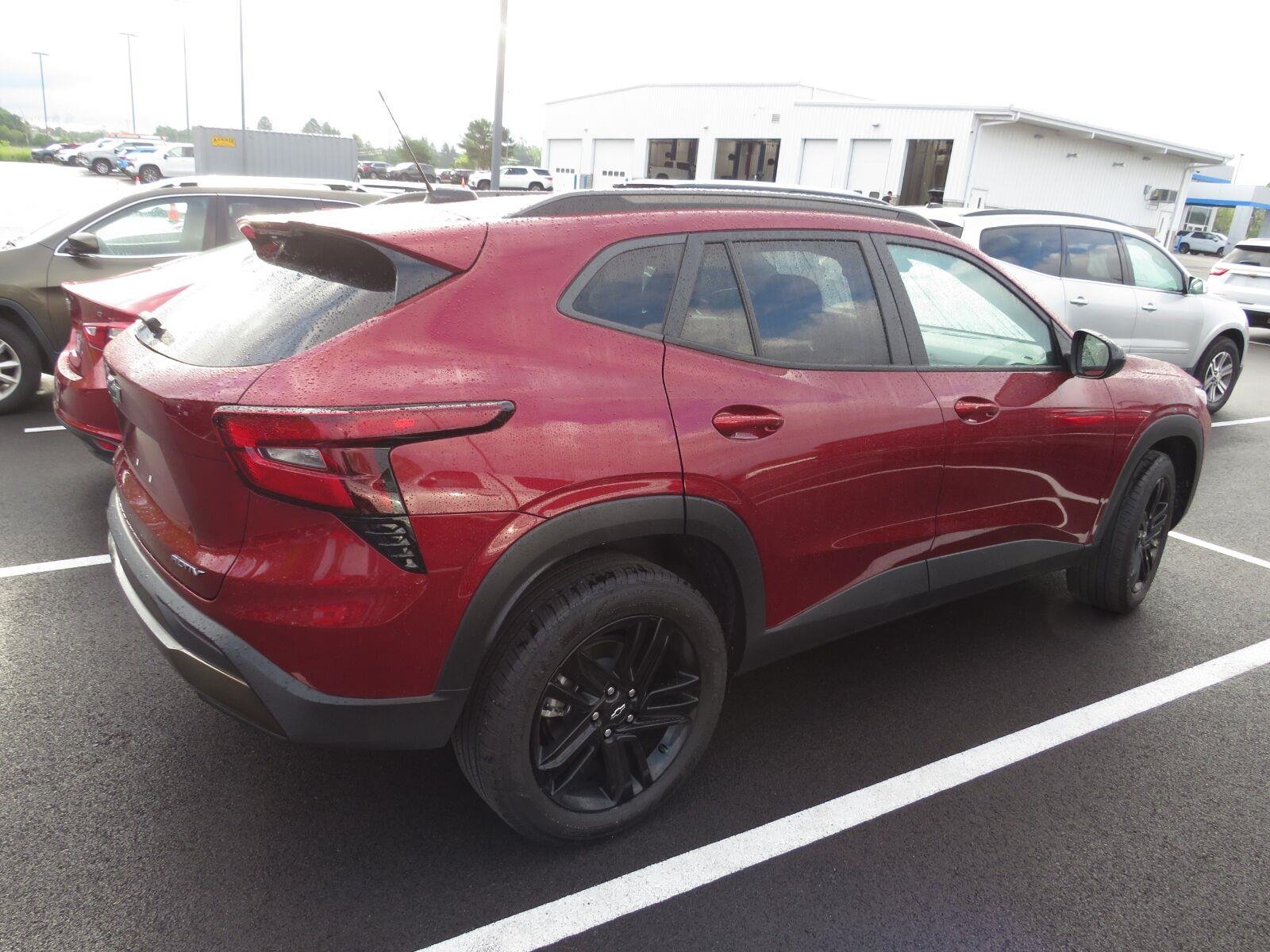 Used 2024 Crimson Metallic Chevrolet ACTIV image 14