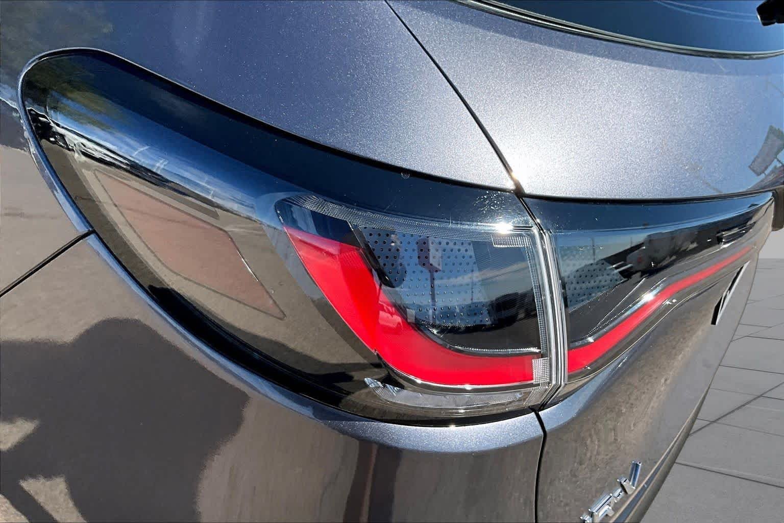 Used 2023 Modern Steel Metallic Honda LX image 28