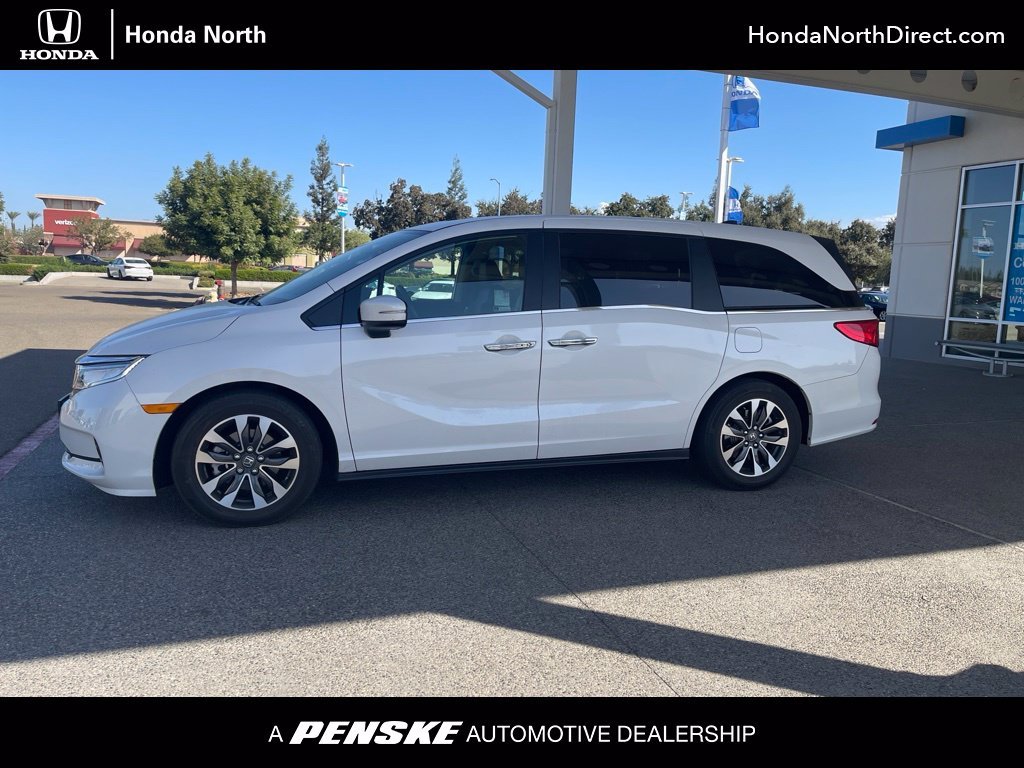 Certified Used 2024 Platinum White Pearl Honda EX-L image 1