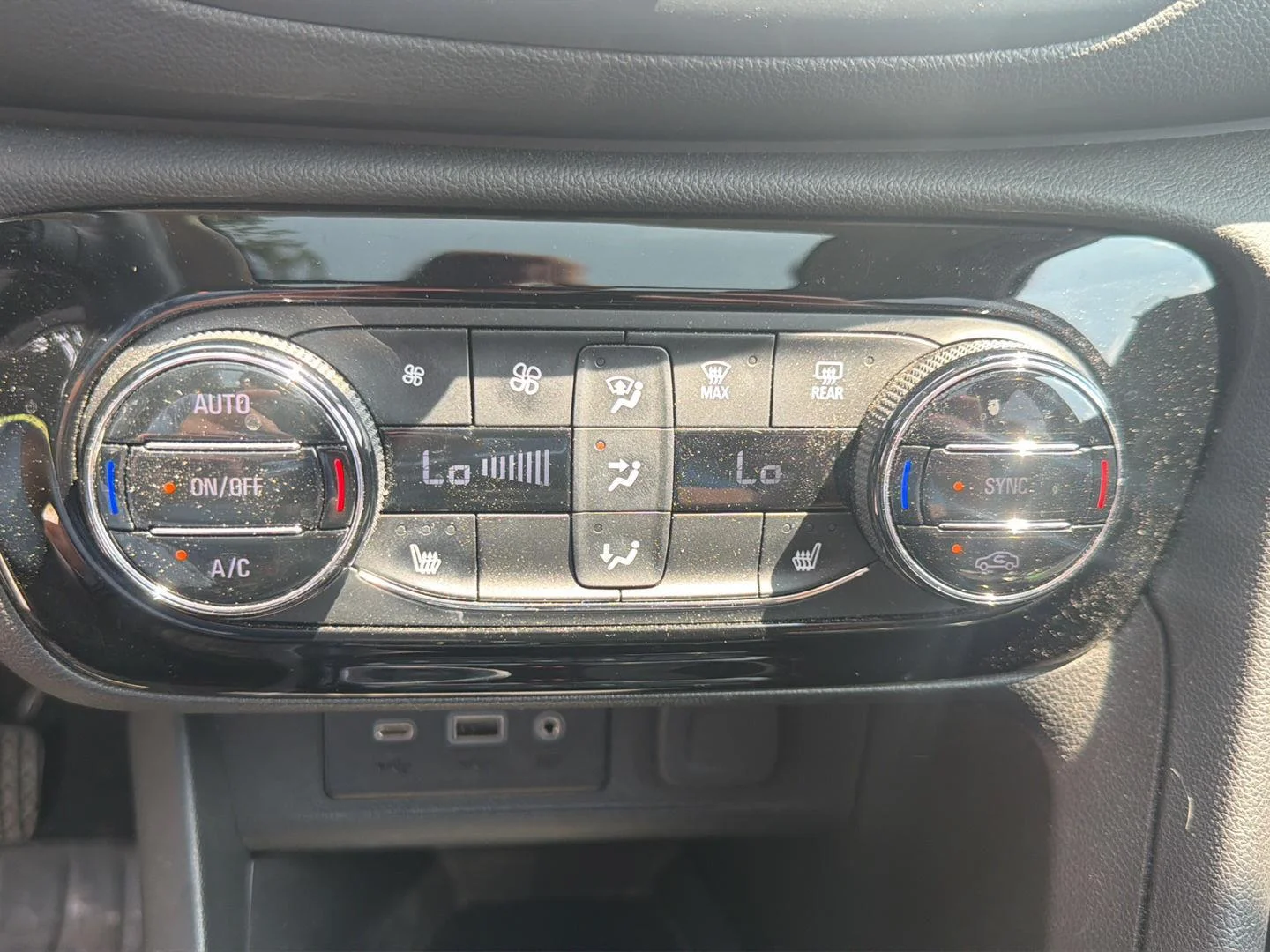 Used 2023 Cinnabar Metallic Buick Essence image 15