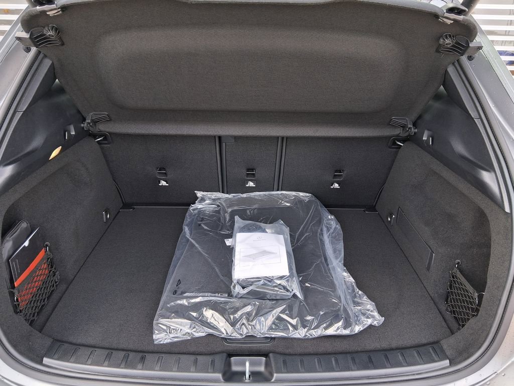 New 2026 MANUFAKTUR Mountain Grey Magno Mercedes-Benz AMG® GLA 35 4MATIC® SUV image 54